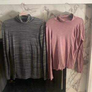 Banana republic/madewell turtle neck tops
